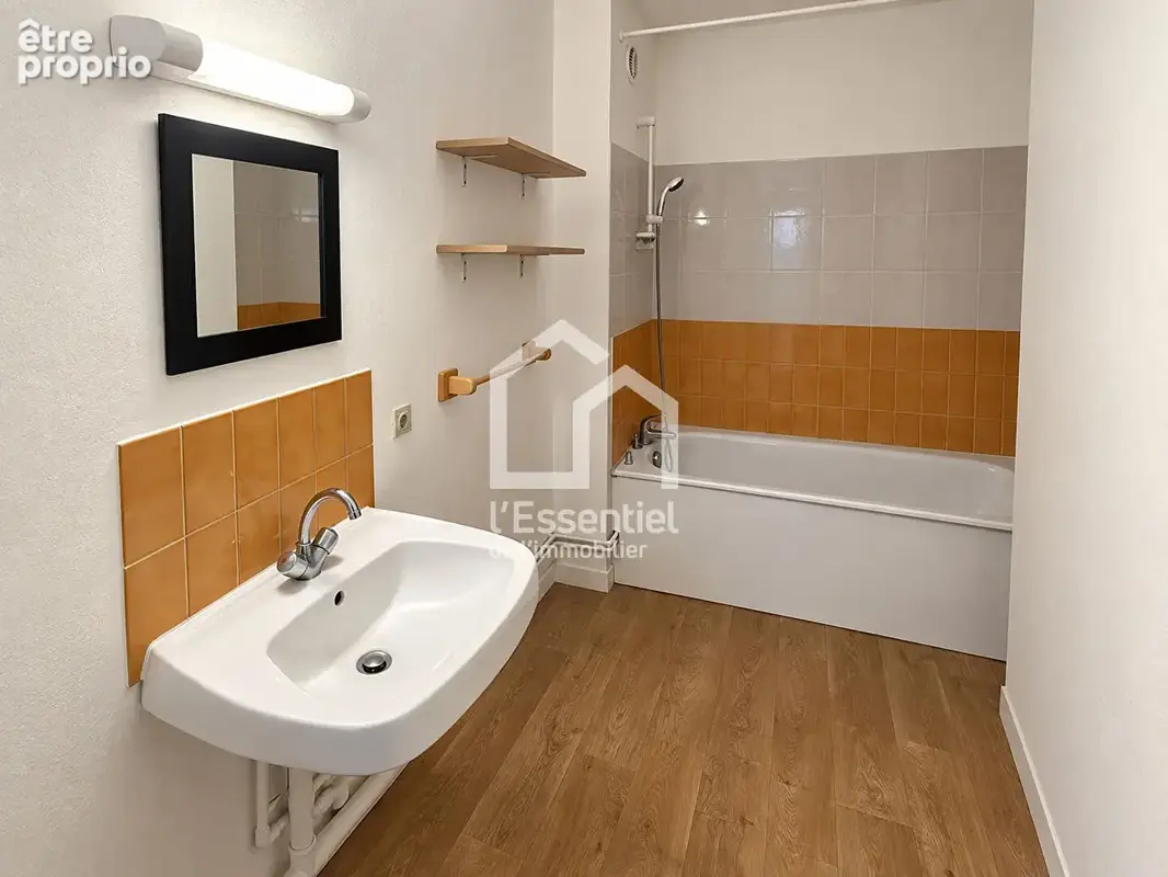 VERNEUIL-SUR-SEINE - Appartement 2 pièces 56 m² avec balcon et box. - photo 10