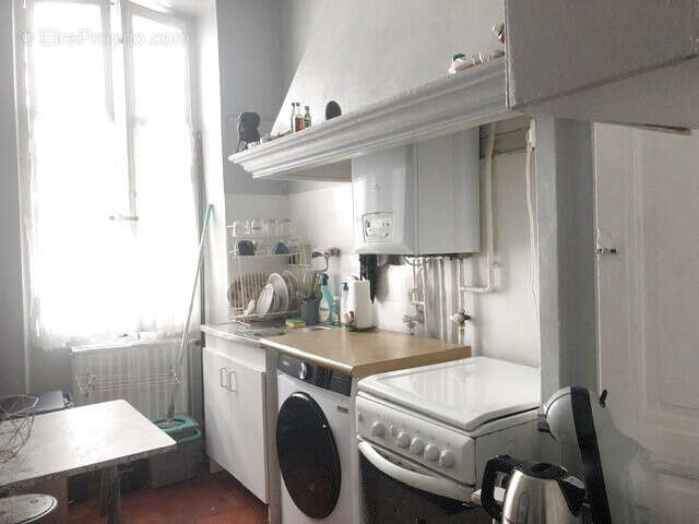 Appartement à MARSEILLE-6E