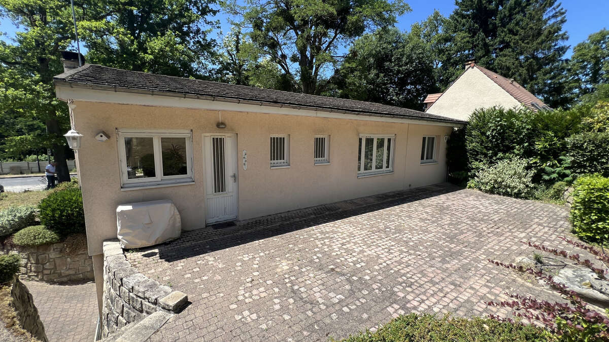 Maison à LA FERTE-ALAIS