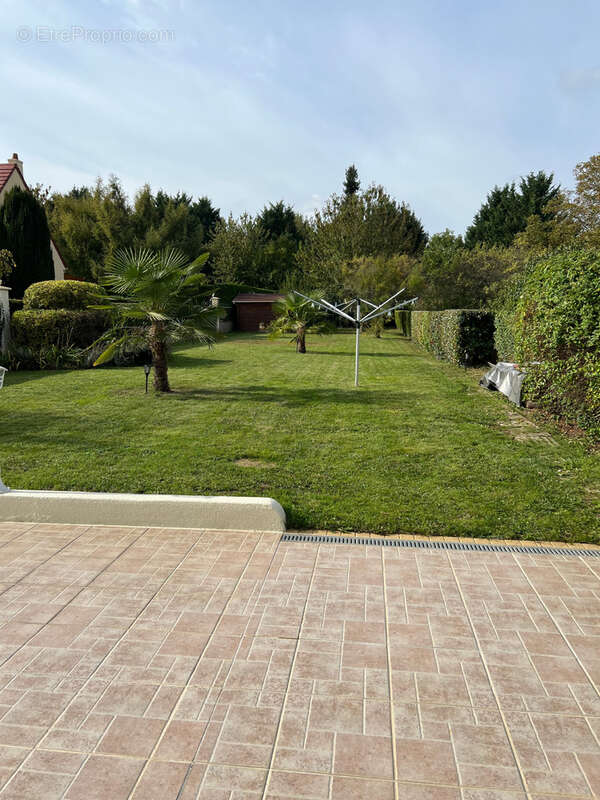 Maison à HANCHES