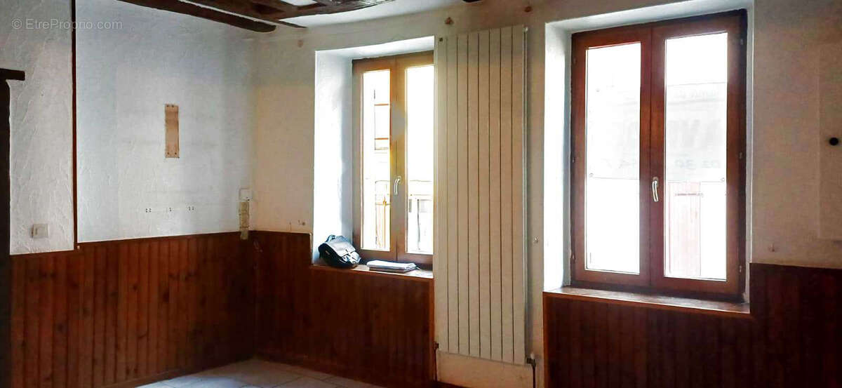 Maison à FOLLAINVILLE-DENNEMONT