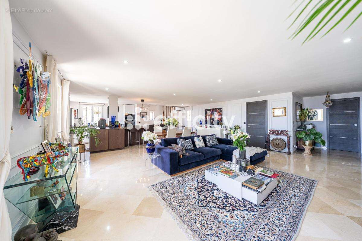Maison 130 m² à Vallauris  - photo 12