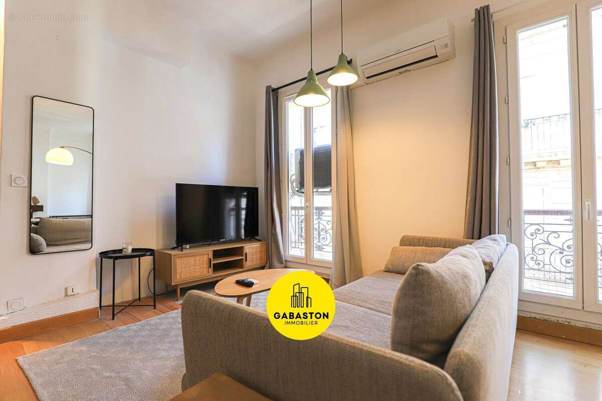 Appartement à MARSEILLE-6E