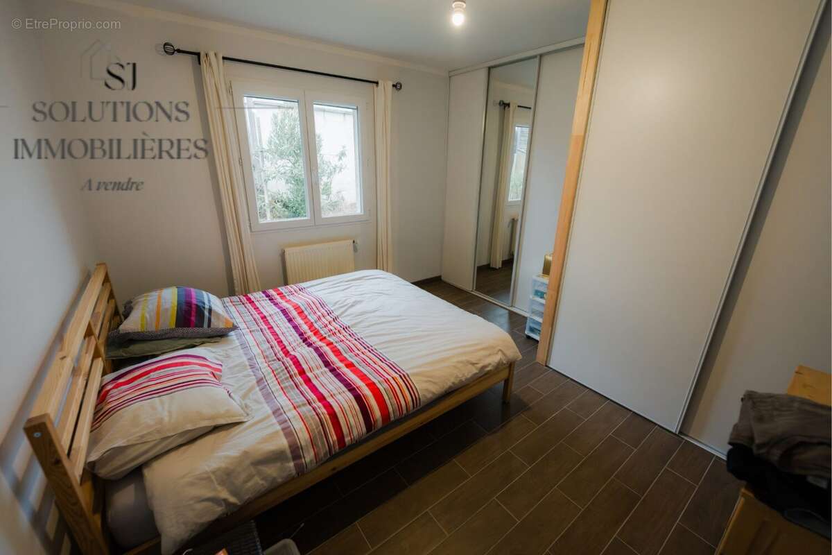 Maison à CLONAS-SUR-VAREZE