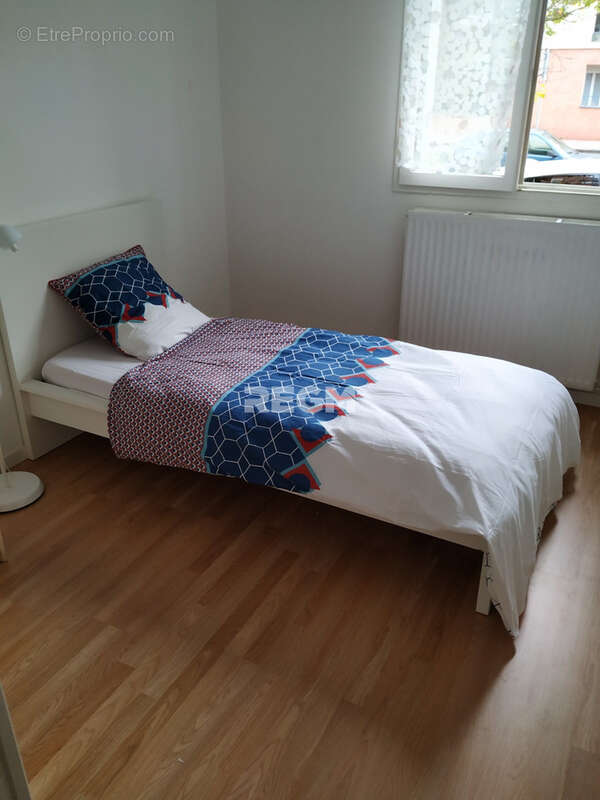 Appartement à COURCOURONNES