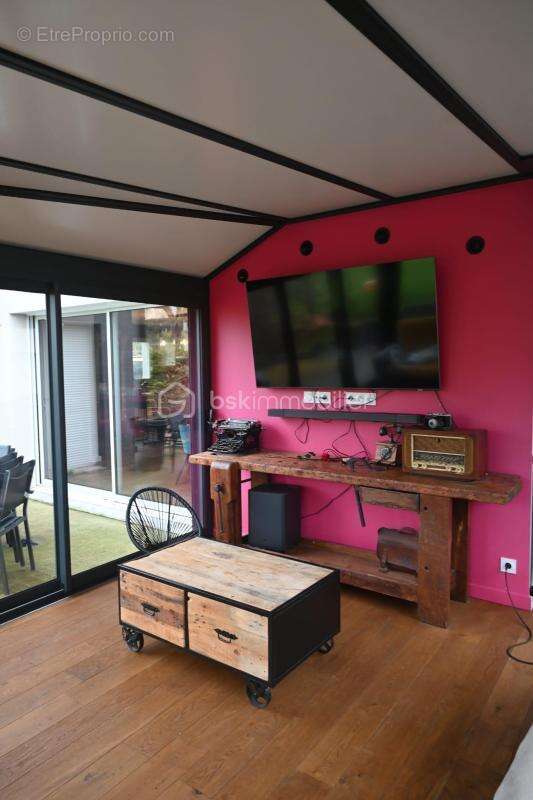 Belle Maison de 159 m2 avec véranda en centre bourg de Laignelet - photo 16