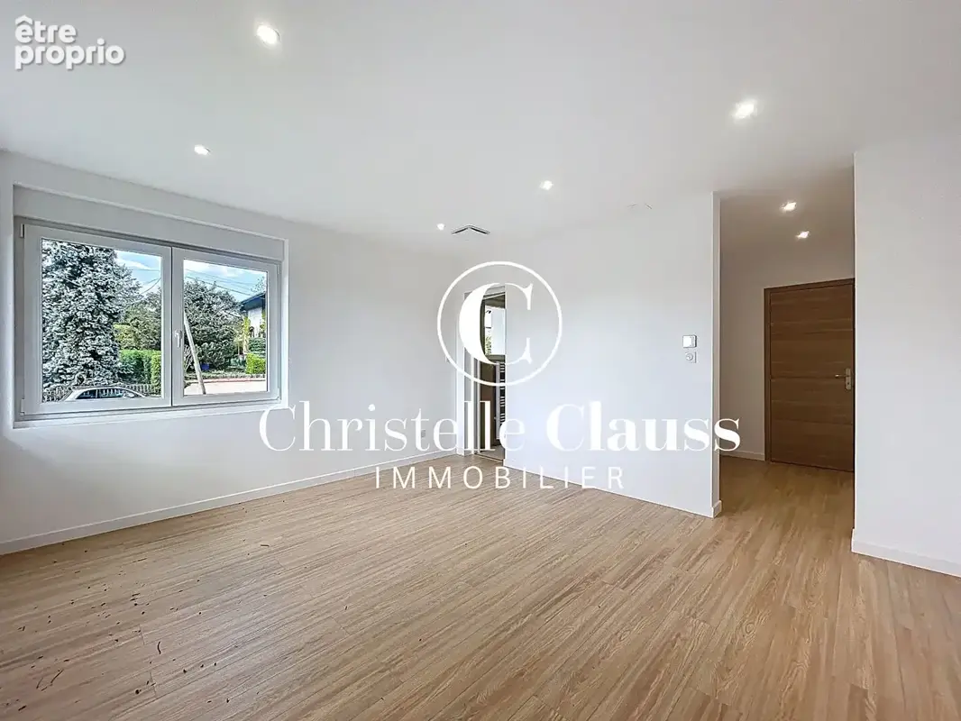 Villa Riedisheim 6 pièces - quartier calme et intime - photo 9
