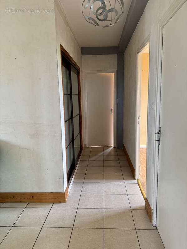 Maison à JANZE