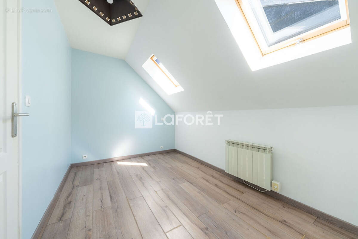Maison à AUBY