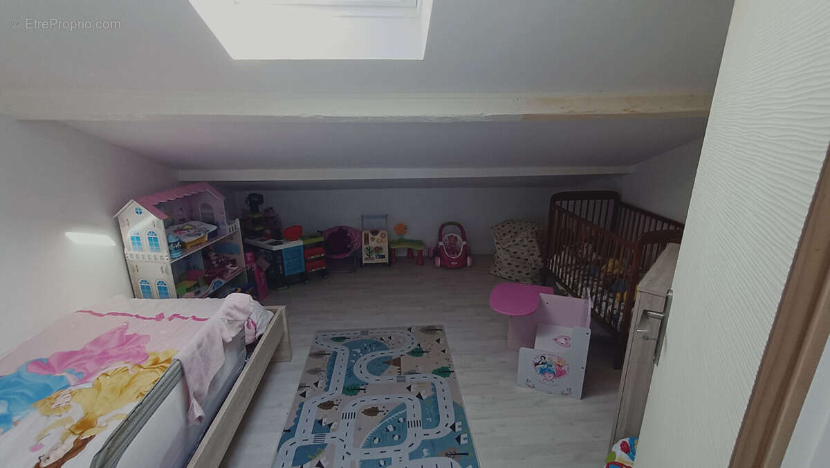 Maison à TONNAY-CHARENTE