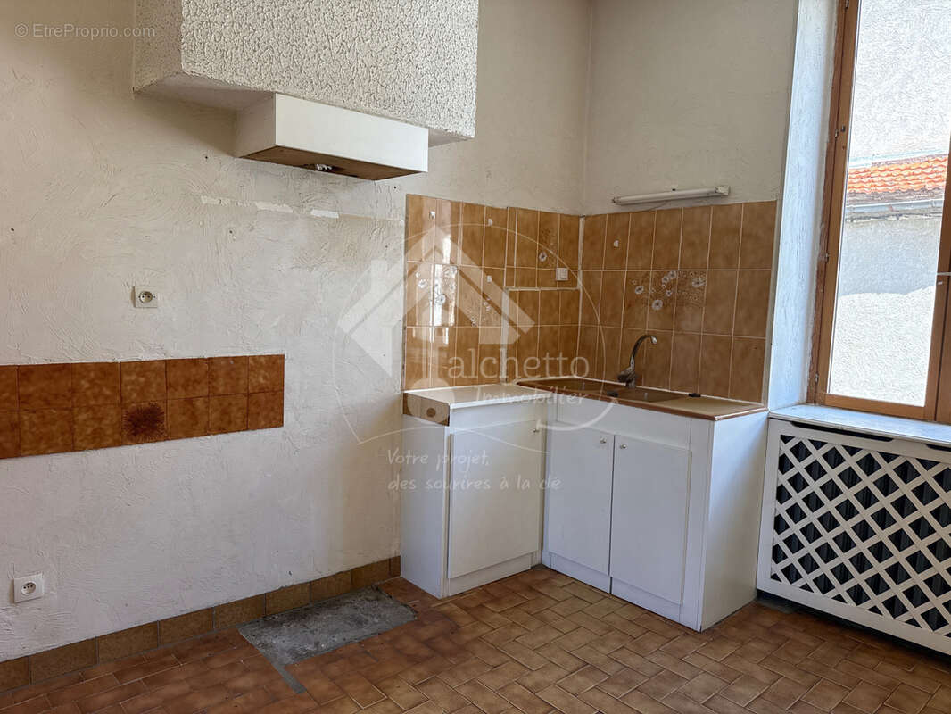 Maison 6 pièce(s) 146 m2 - photo 6