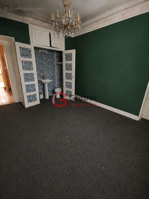 Maison de Maître de caractère à rénover avec grande dépendance et atelier - photo 11