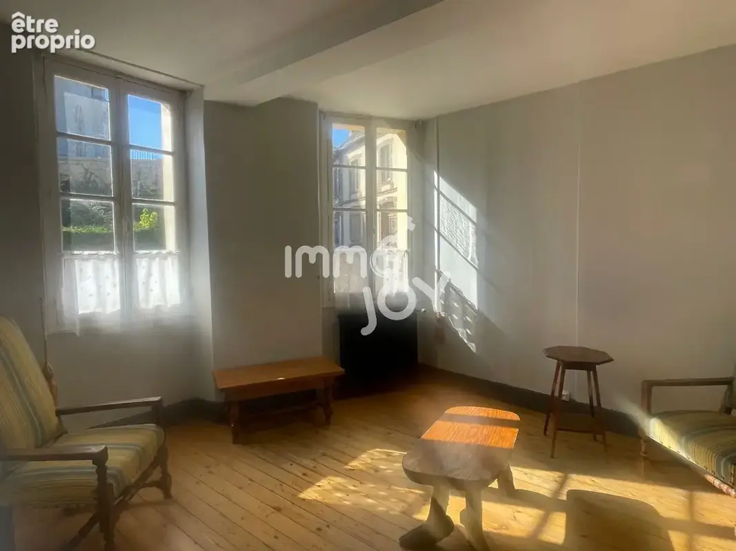 Longny les Village, proche cenntre ville, maison d habiation divisée en 2 aapartements avec cour... - photo 4
