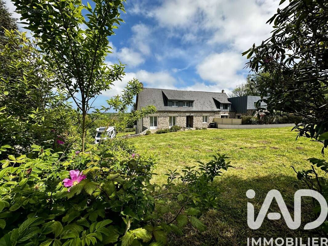 Photo 1 - Maison à VAUVILLE