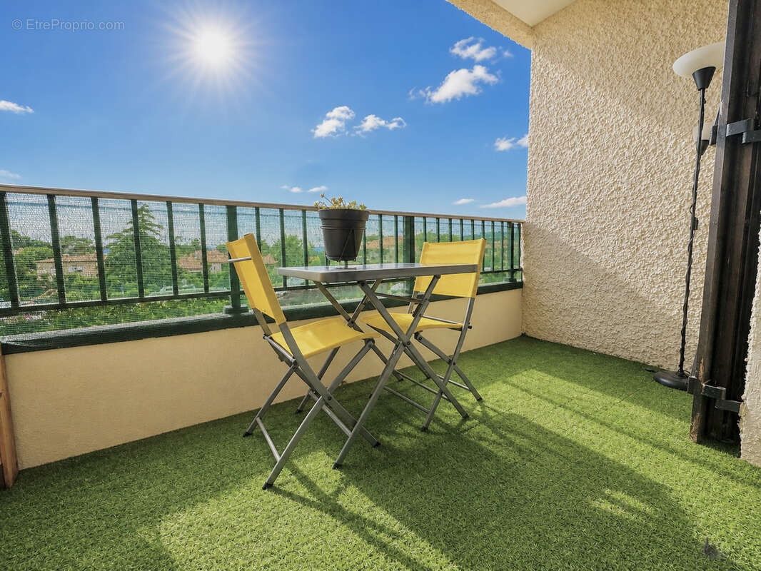 Appartement à SAINT-CYR-SUR-MER