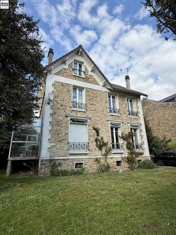 Maison à SAINT-PRIX