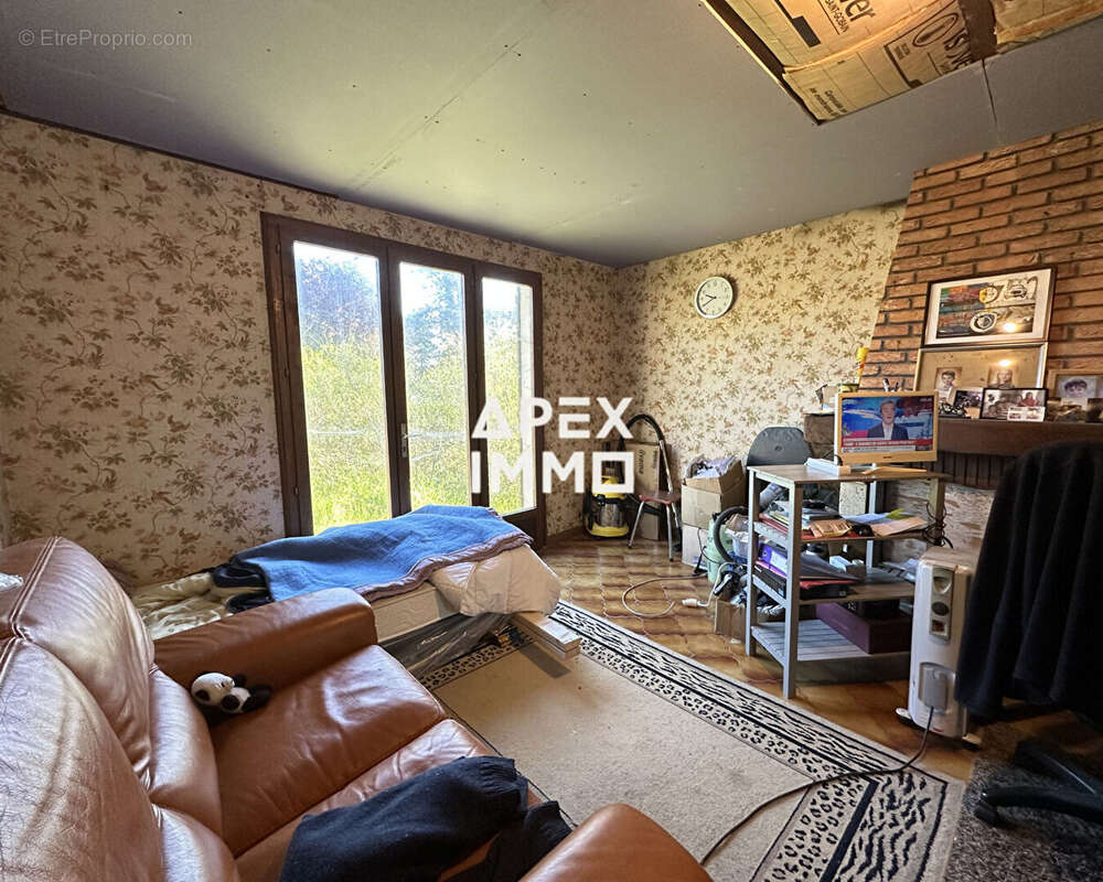 Maison à SAINT-MARTIN-D'ABBAT