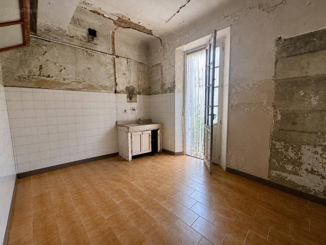 Appartement à MARSEILLE-11E
