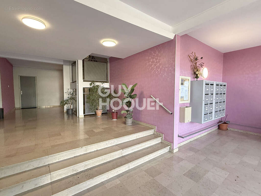 Appartement 82 m², balcon, garage - photo 15