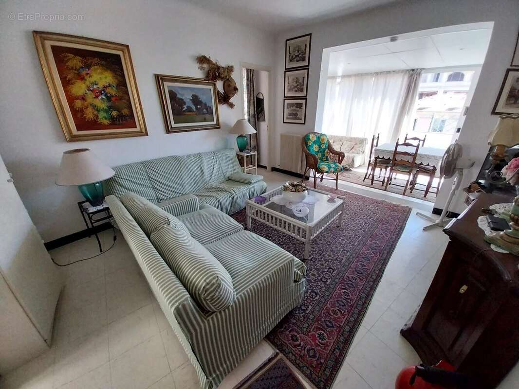 Appartement à MENTON