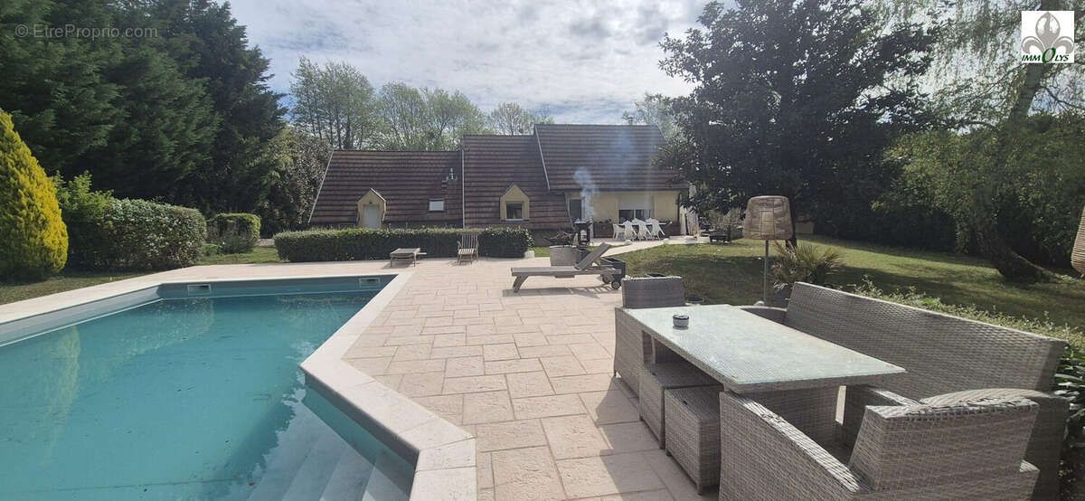 Maison à SEURRE