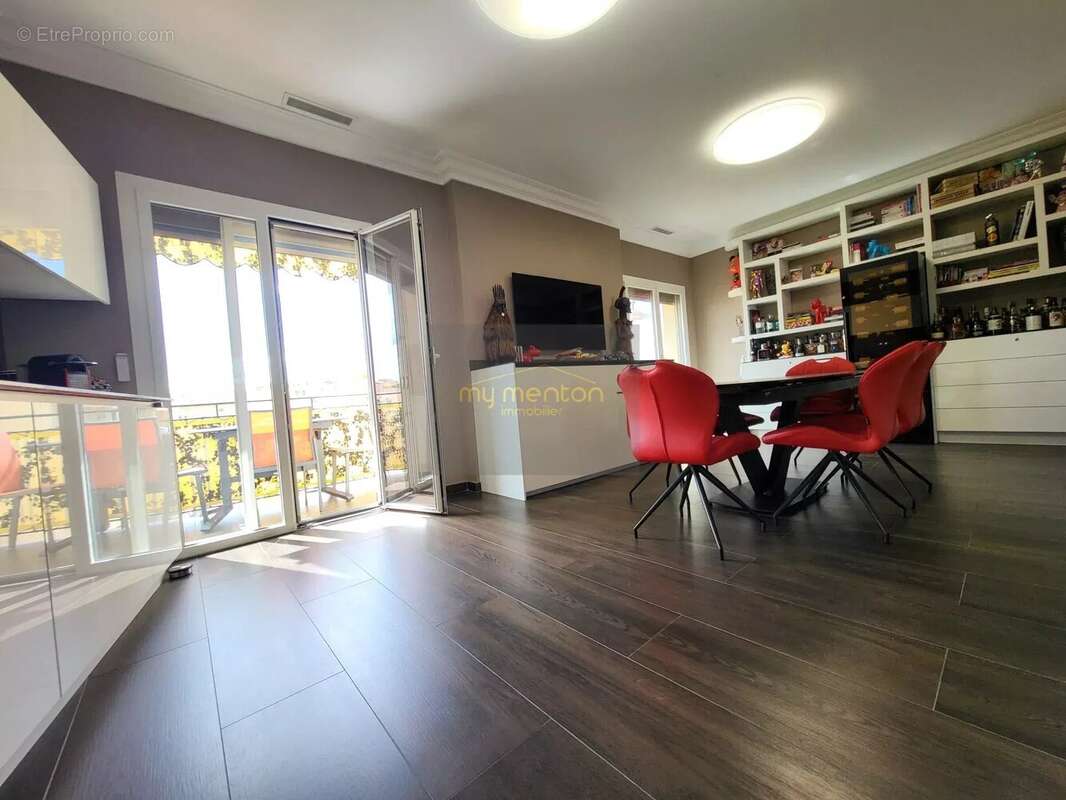 Appartement à MENTON