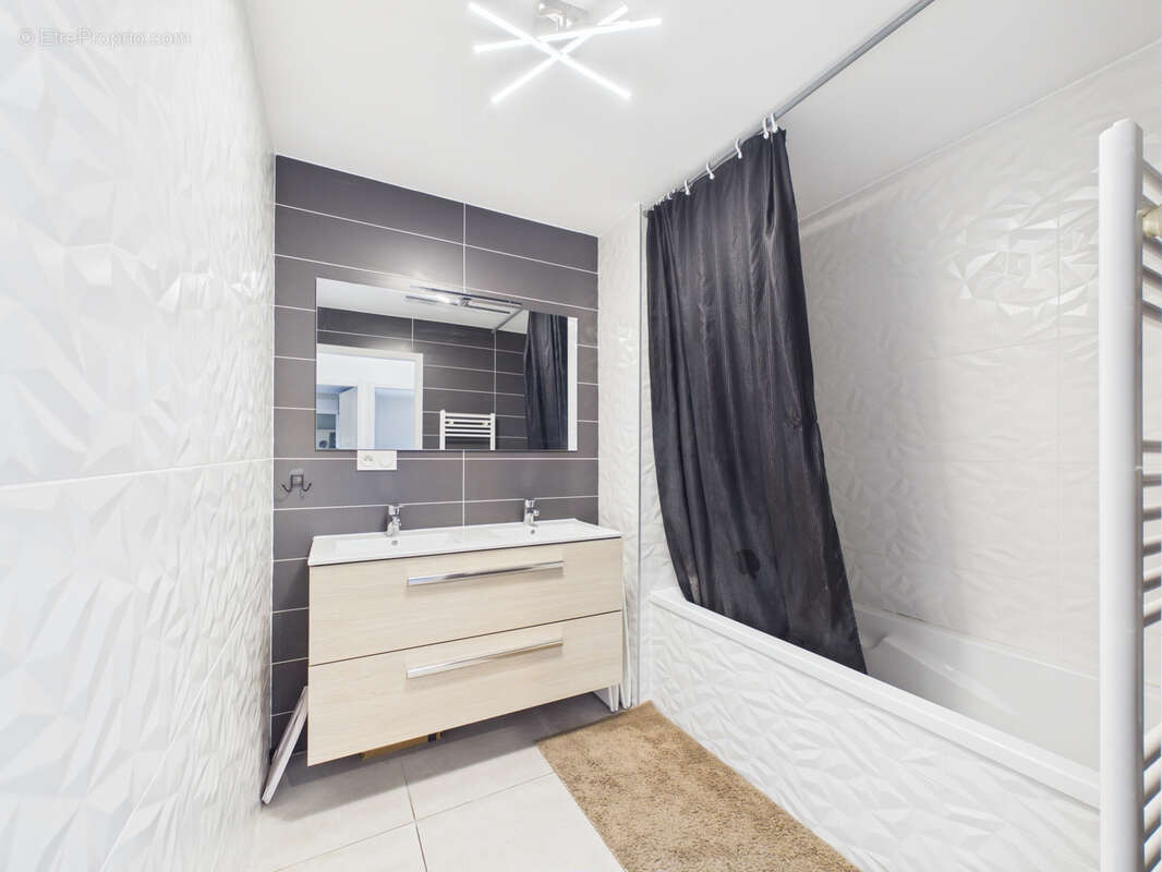 Appartement à LA RAVOIRE