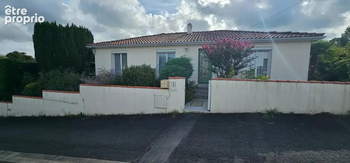Photo Maison à Saintes au prix de 229 930€