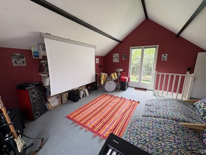 Maison à CHATEAUFORT