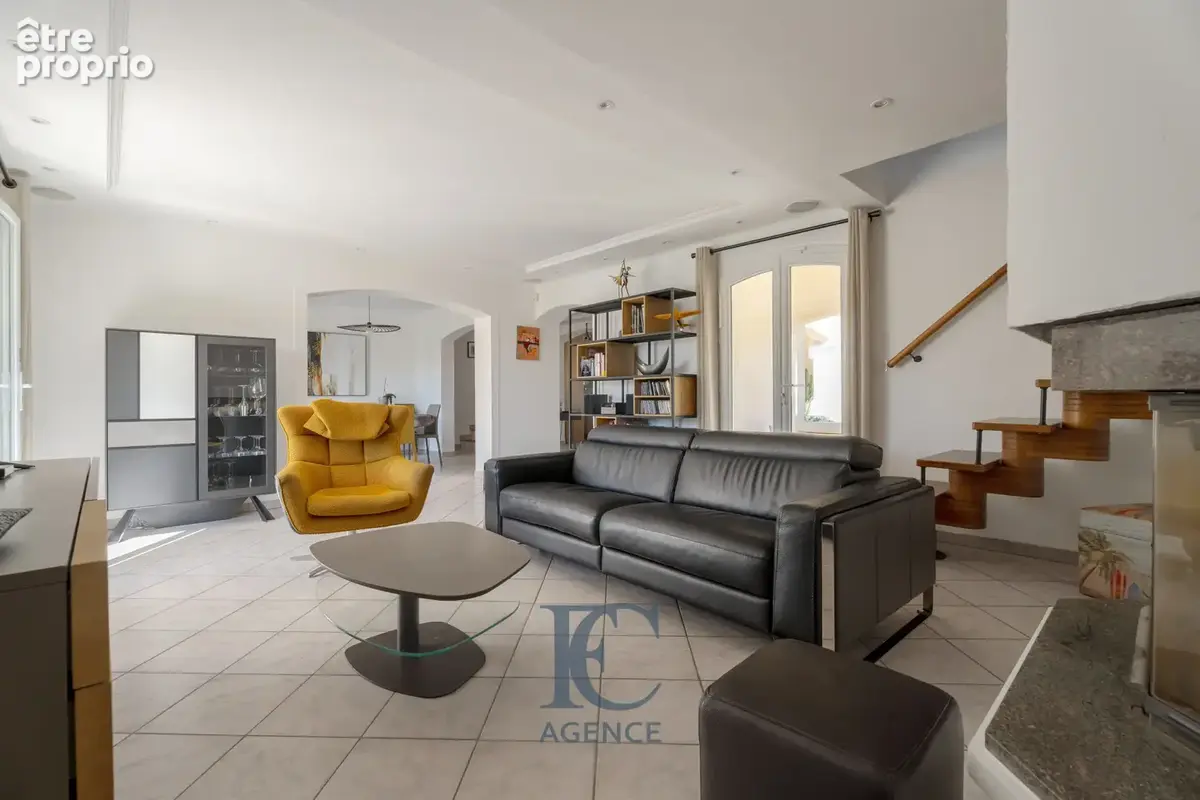 Maison de charme de 160 m2 - photo 5