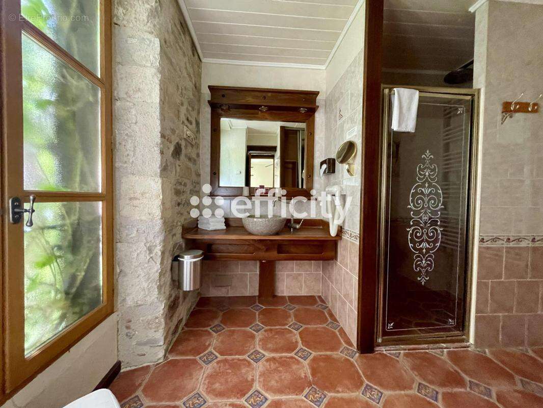 Locaux/Biens immobiliers - photo 16