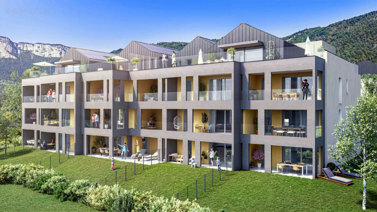 Appartement à CHALLES-LES-EAUX