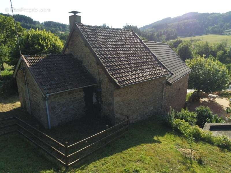 Maison à LA CLAYETTE