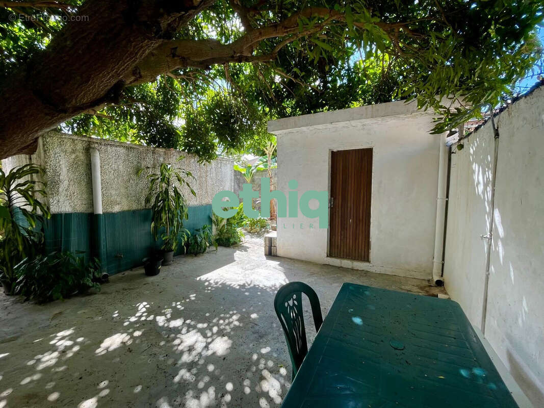 Maison à PORT-LOUIS