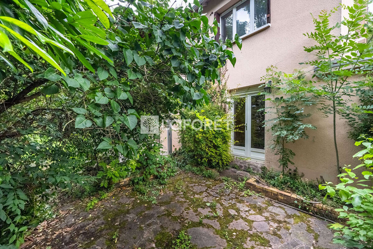 Maison Andresy 7 pièce(s) 135 m2 - photo 2
