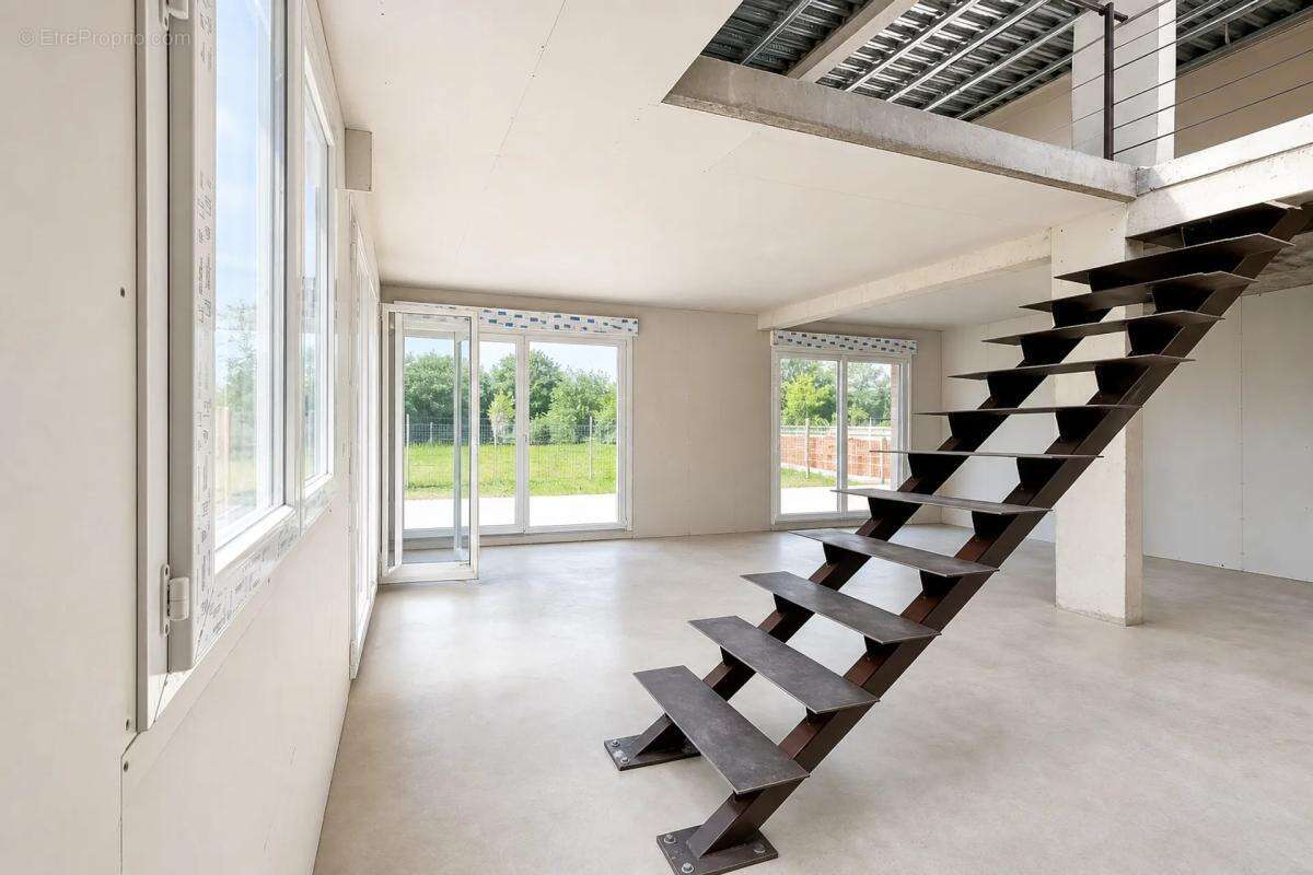 Maison à CHALETTE-SUR-LOING