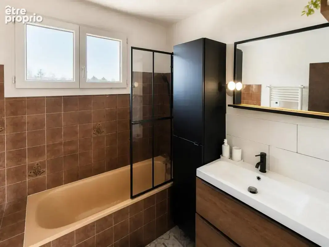 Maison de 4 pièces de 100 m² à Saint-Yrieix-sur-Charente - photo 12
