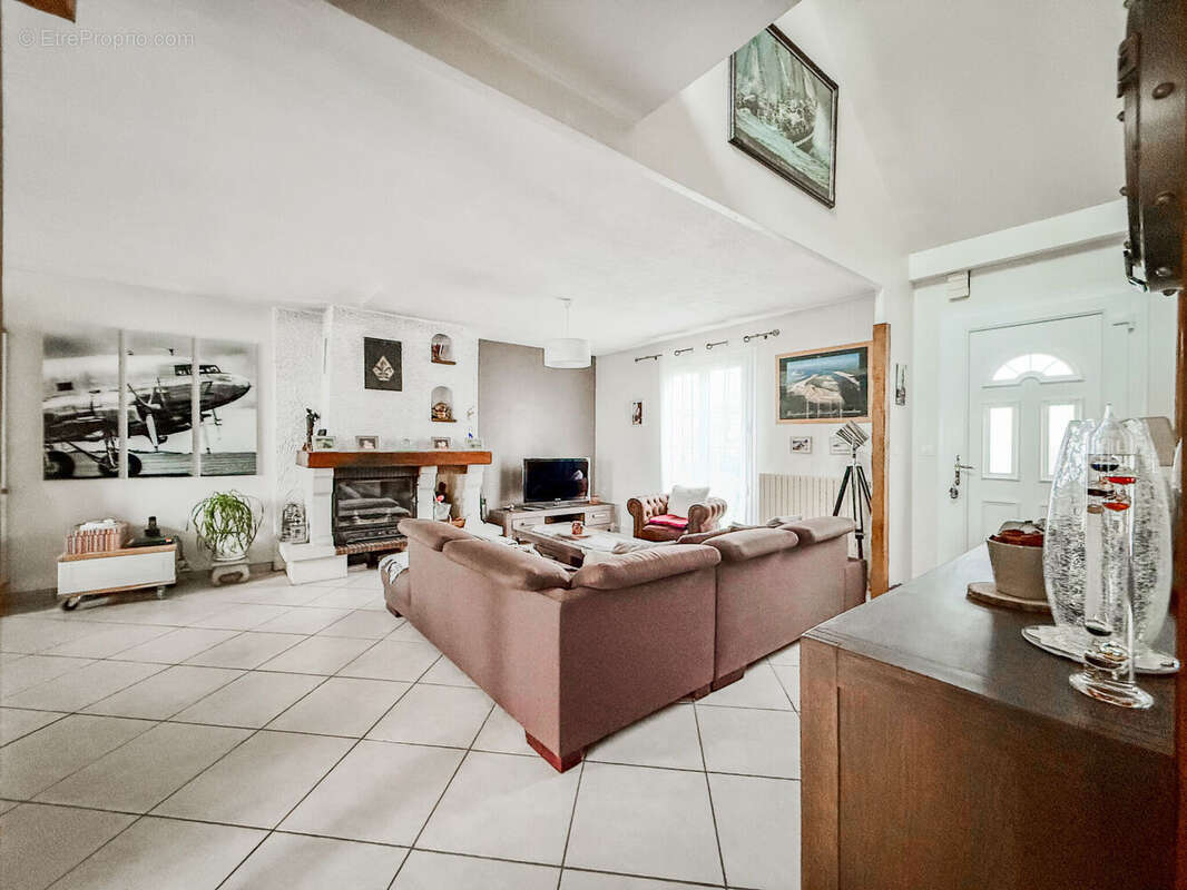 Photo 6 - Maison à MARGNY-AUX-CERISES