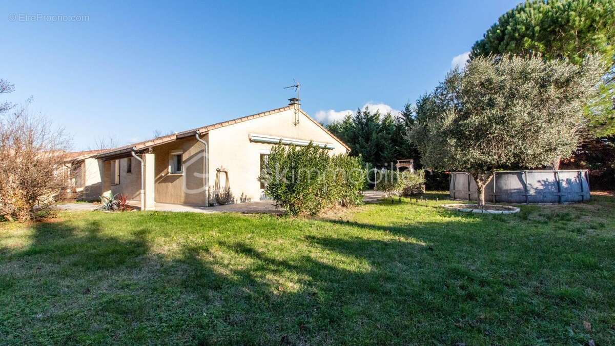 Maison à MONTELIMAR