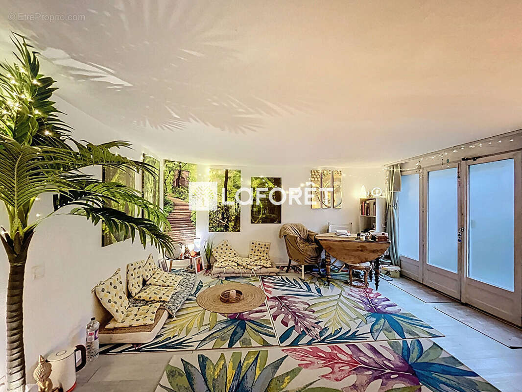 Maison à LE VESINET