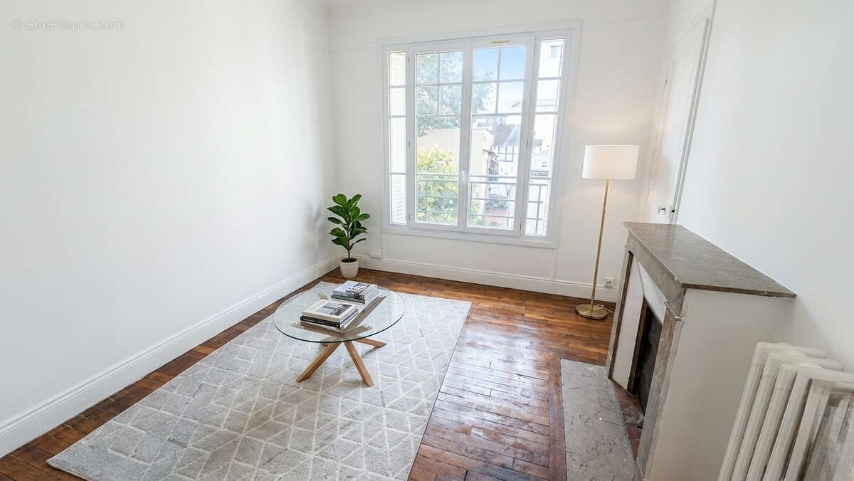 Appartement à ENGHIEN-LES-BAINS