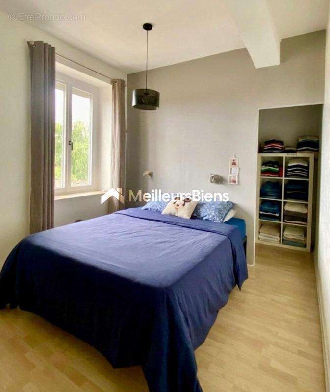 Appartement à VILLENEUVE