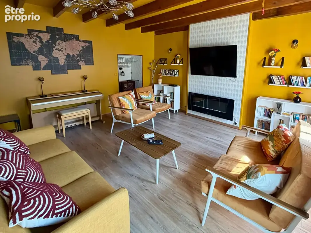 Maison ancienne dans un hameau moins de 2 minutes de Saint Denis du Pin avec commerces et école, 6km de Saint Jean d'Angély, gra - photo 12
