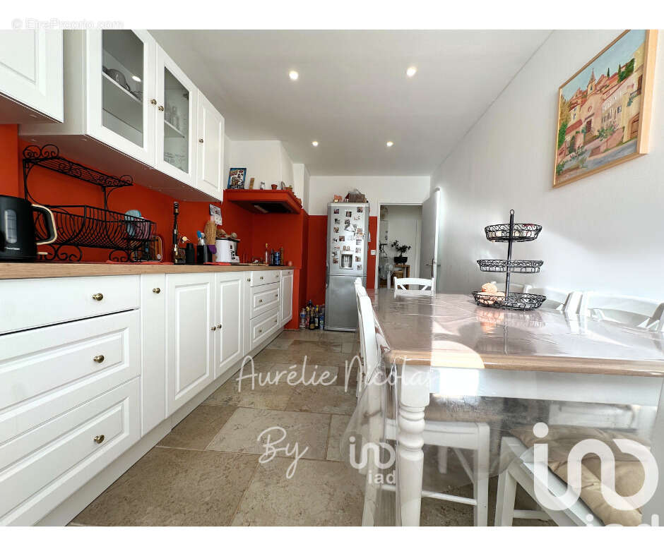 Photo 5 - Appartement à VILLENEUVE-LES-AVIGNON