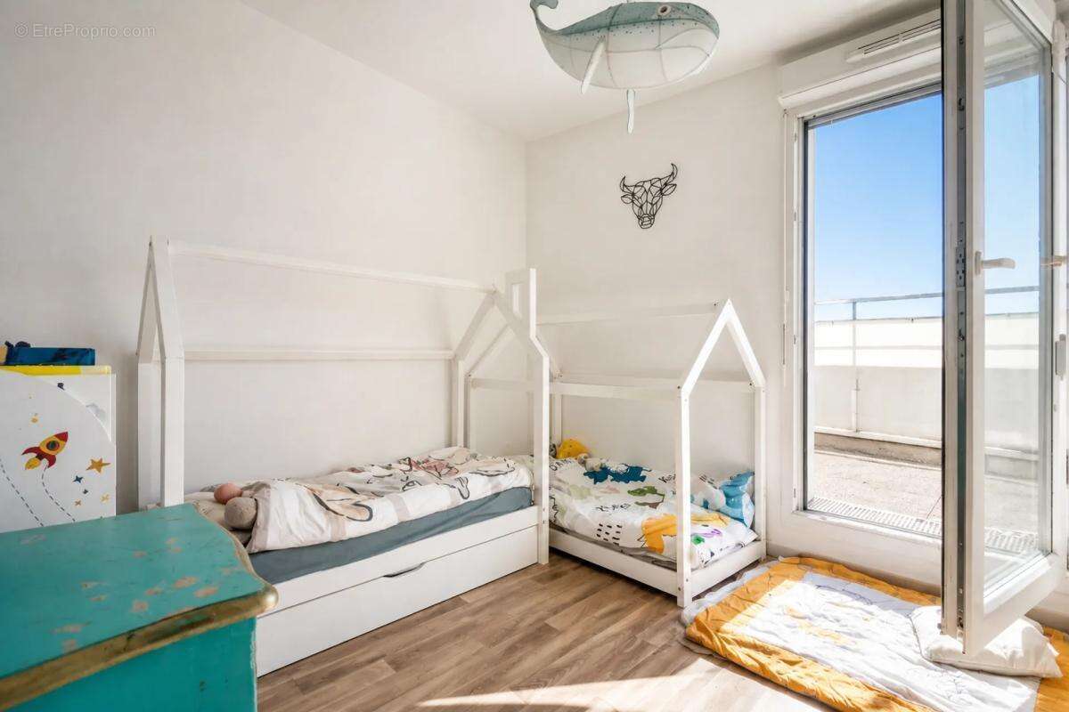 Appartement de 4 pièces de 65,64 m² et 60 m² de terrasse à Bondy - photo 7