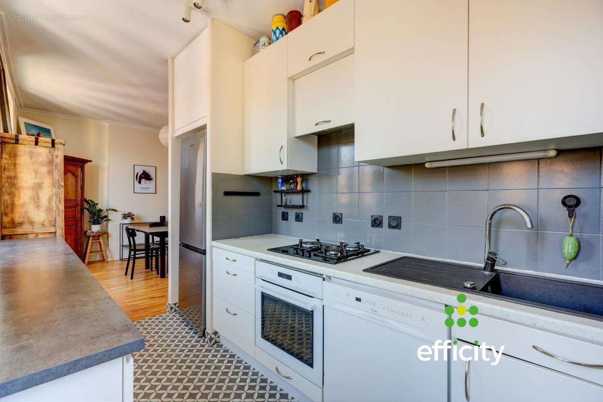 Appartement à OULLINS
