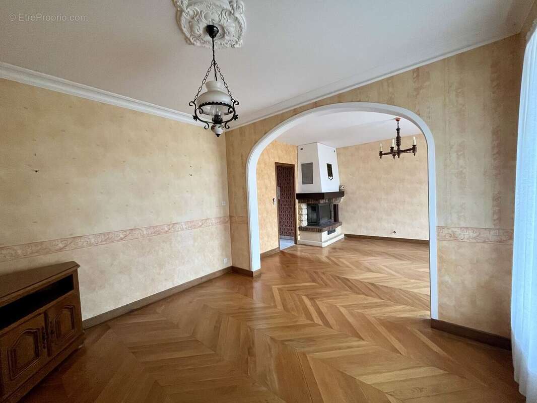 Appartement à SAINT-CHELY-D&#039;APCHER