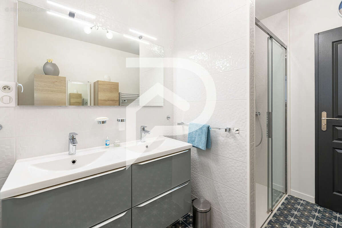 Maison à SAINT-PIERRE-DU-MONT