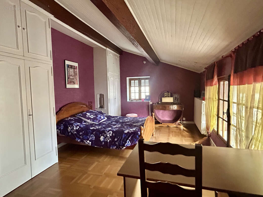 Maison à MIONS