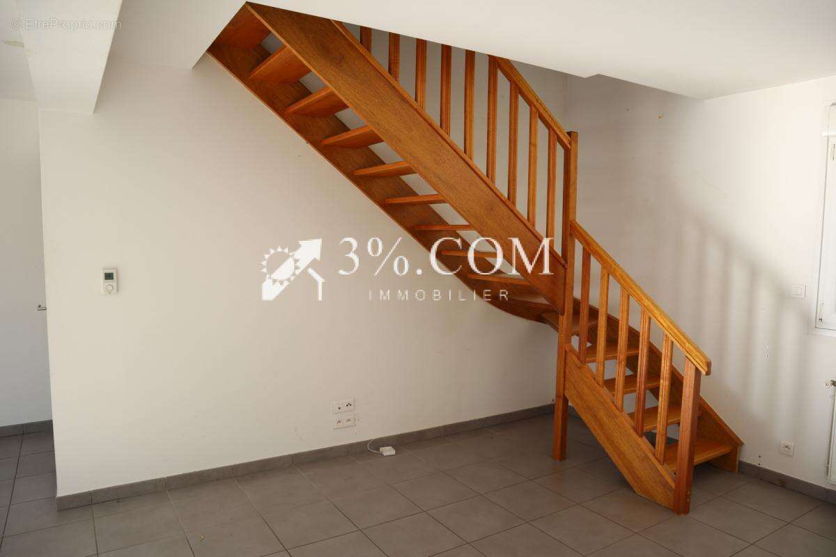 Maison à GONDECOURT